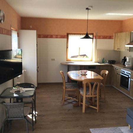 Ferienwohnung Zur Kartause Schollbrunn ภายนอก รูปภาพ